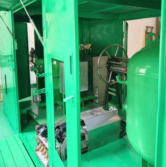 Tank cleaning robot storage cabin 